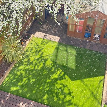 Spacious Double Room With Private Bathroom In Quiet Area Only 20 Min To Central London Streatham Vale Экстерьер фото