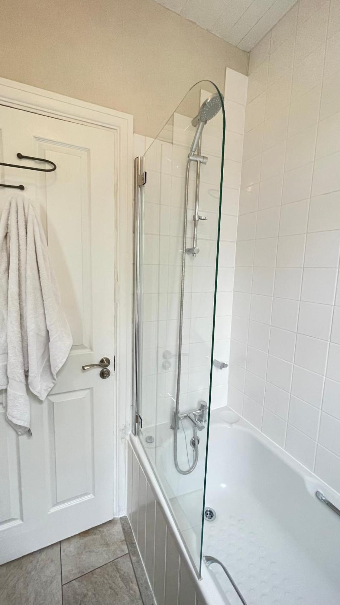 Spacious Double Room With Private Bathroom In Quiet Area Only 20 Min To Central London Streatham Vale Экстерьер фото